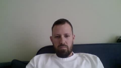 Snapshot of abedreng chatting on 10.29.25 abedreng online show from 10.29.25