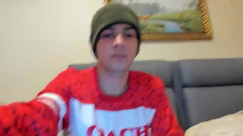 Independence model AbelAsburgo online show from 10.04.25