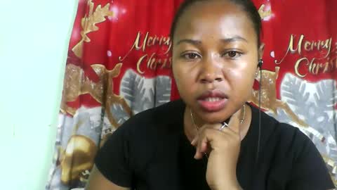 Snapshot of abella677022 chatting on 06.06.26 abella677022 online show from 06.06.26