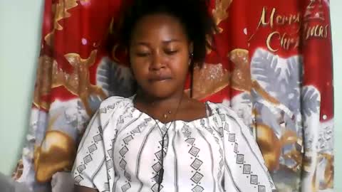 Snapshot of abella677022 chatting on 06.08.26 abella677022 online show from 06.08.26