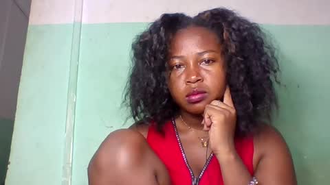 Snapshot of abella677022 chatting on 06.17.26 abella677022 online show from 06.17.26