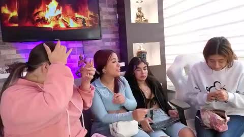 abella_as_ online show from 10.03.25