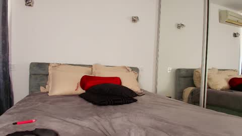 Mermaid online show from 04.05.26