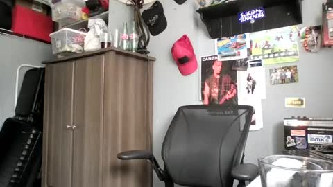 AJ online show from 07.01.26