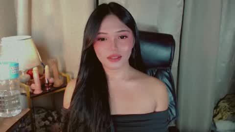 Snapshot of abetterchristine chatting on 06.20.26 Abetterchristine online show from 06.20.26