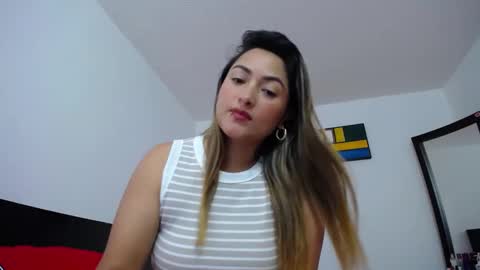 Snapshot of abie_spicy_ chatting on 12.22.24 ximena online show from 12.22.24
