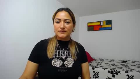 Snapshot of abie_spicy_ chatting on 09.08.25 ximena online show from 09.08.25