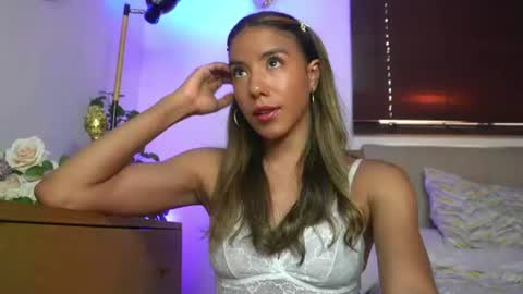 Snapshot of abiee__ chatting on 06.19.26 Abie online show from 06.19.26