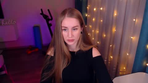 Snapshot of abigail_flex chatting on 01.29.25 Anna online show from 01.29.25