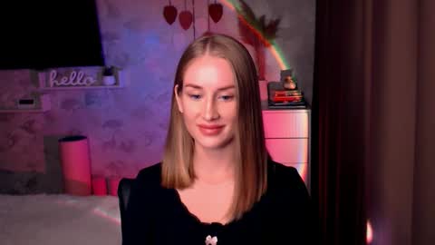 Snapshot of abigail_flex chatting on 09.23.25 Anna online show from 09.23.25