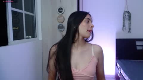 Snapshot of abigail_monroe__ chatting on 05.28.26 abigail_monroe__ online show from 05.28.26