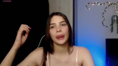 Snapshot of abigail_monroe__ chatting on 05.30.26 abigail_monroe__ online show from 05.30.26