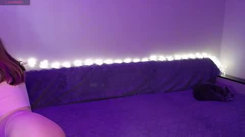 Abigail online show from 12.04.25