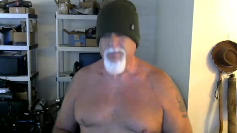 Snapshot of abigspermdonor chatting on 09.19.25 abigspermdonor online show from 09.19.25