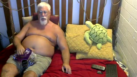 Snapshot of abigspermdonor chatting on 09.23.25 abigspermdonor online show from 09.23.25