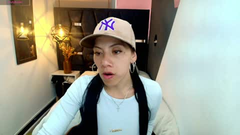 Snapshot of abril_fox__ chatting on 05.07.26 Abril Fox online show from 05.07.26