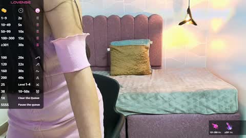 Snapshot of abril_matthews chatting on 12.28.24 ABRIL MATTHEWS online show from 12.28.24
