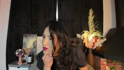 Snapshot of abril_riios chatting on 04.29.26 Abril online show from 04.29.26