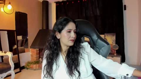 Snapshot of abril_riios chatting on 05.07.26 Abril online show from 05.07.26
