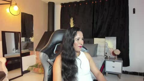 Snapshot of abril_riios chatting on 06.04.26 Abril online show from 06.04.26