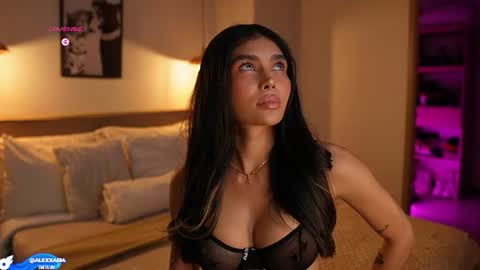 Snapshot of abril_w18 chatting on 06.15.26 My name is Alexa. Please say hello I like to chat with you. If you have requests please use tip online show from 06.15.26