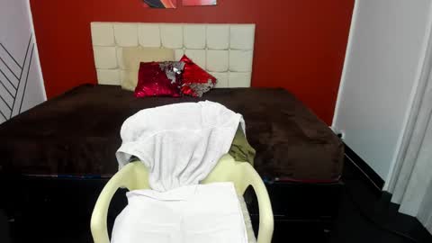 ABRIL online show from 12.14.24