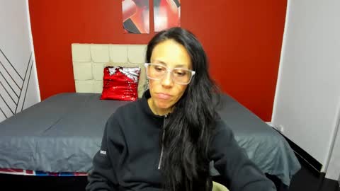 ABRIL online show from 02.08.25