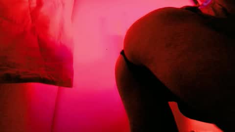 Snapshot of absulent chatting on 09.21.25 absulent online show from 09.21.25