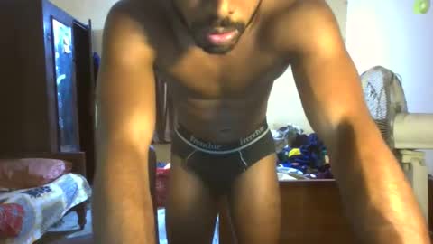 Snapshot of abusaada20 chatting on 09.30.25 Thefitguy online show from 09.30.25