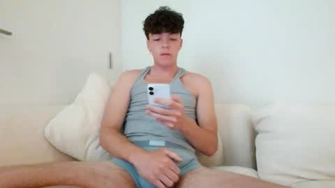 Snapshot of acascioz chatting on 05.29.26 acascioz online show from 05.29.26