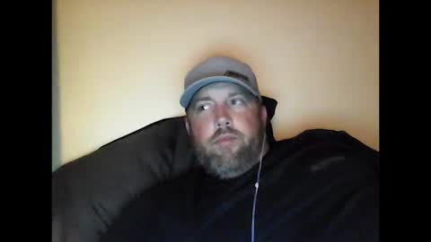 Snapshot of ace2 chatting on 10.13.25 ace2 online show from 10.13.25