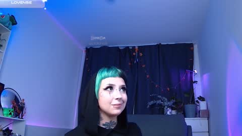 Snapshot of aciddroll chatting on 12.07.24 Acid or Iya vacation November 19 to November 26 online show from 12.07.24