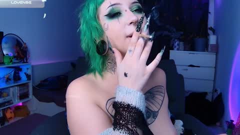 Snapshot of aciddroll chatting on 12.10.24 Acid or Iya vacation November 19 to November 26 online show from 12.10.24
