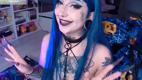 Snapshot of aciddroll chatting on 01.11.25 Acid or Iya vacation November 19 to November 26 online show from 01.11.25