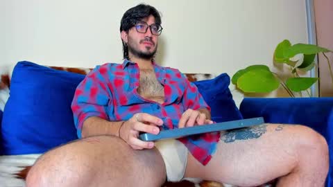 Snapshot of ackerman_eren_ chatting on 02.15.25 R. online show from 02.15.25