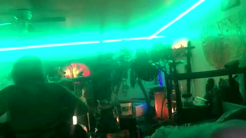 TittyBopBeatrice online show from 11.04.25