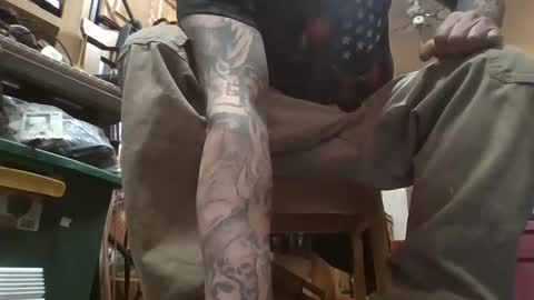 Snapshot of act_right_dub420 chatting on 02.03.25 act_right_dub420 online show from 02.03.25