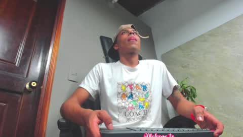 Snapshot of ada_brooke chatting on 01.30.25 ada_brooke online show from 01.30.25