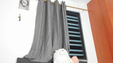  Isa  online show from 11.08.25