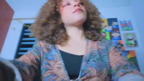 Snapshot of ada_gales_ chatting on 05.12.26 Isa online show from 05.12.26