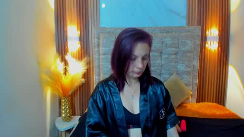 Snapshot of ada_mclaine2 chatting on 02.01.25 Ada online show from 02.01.25