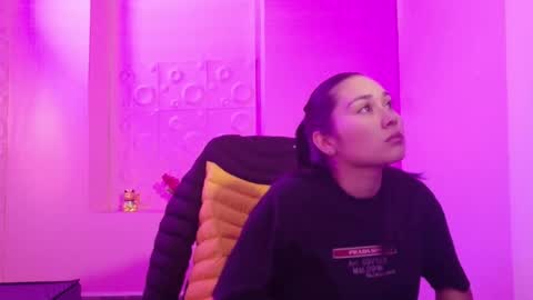 Snapshot of adaira31 chatting on 11.11.25 Adaira online show from 11.11.25