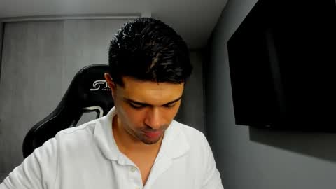 adam clarke online show from 02.10.26