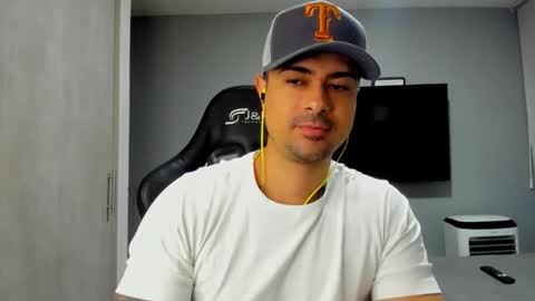 adam clarke online show from 02.21.26