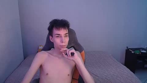 Snapshot of adam_kpoy chatting on 10.02.25 adam kpoy online show from 10.02.25
