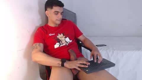 Snapshot of adama_soa chatting on 04.24.26 Hello guys excuse my absence I will be absent for several days for health reasons I hope you understand thank you very much. online show from 04.24.26