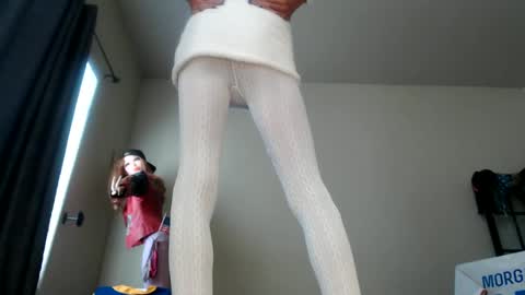 Snapshot of adamseve777 chatting on 12.02.24 TaylorSexbot online show from 12.02.24