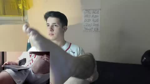 Snapshot of adan_rivas chatting on 06.12.26 adan online show from 06.12.26