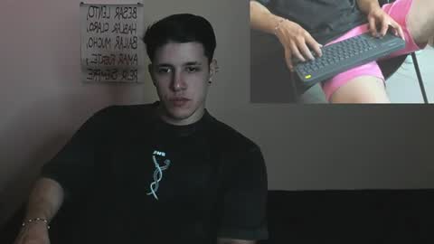 Snapshot of adan_rivas chatting on 06.13.26 adan online show from 06.13.26