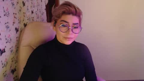 Snapshot of adan_romanoff chatting on 05.10.26 adan_romanoff online show from 05.10.26
